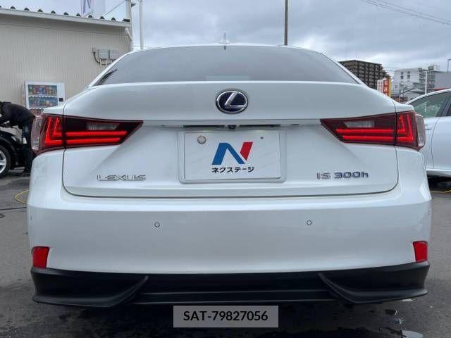 Lexus IS 2013-06 222594-15