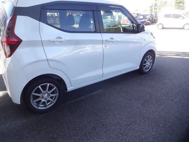 Nissan DAYZ 2019-06 16076-5