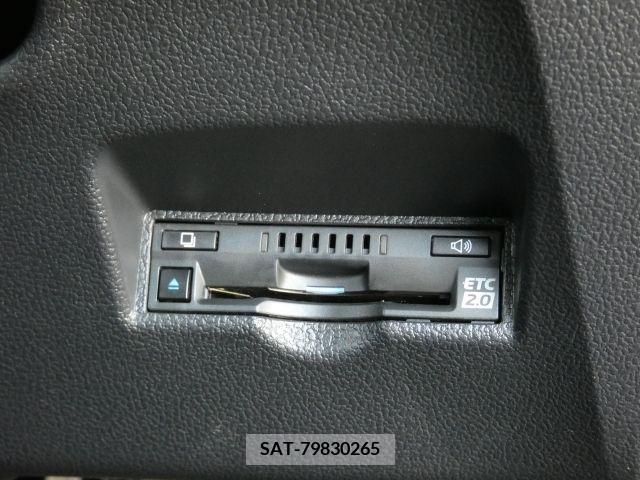 Toyota PRIUS 2019-05 347771-10