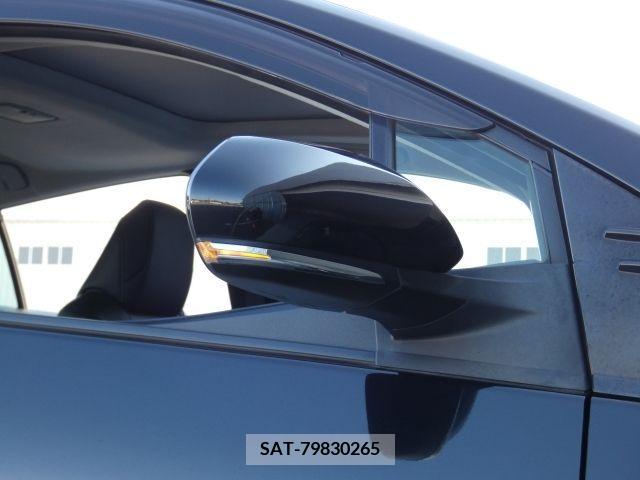 Toyota PRIUS 2019-05 347771-16