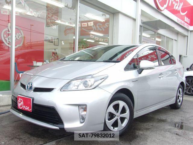 Toyota PRIUS 2015-04 366557-0