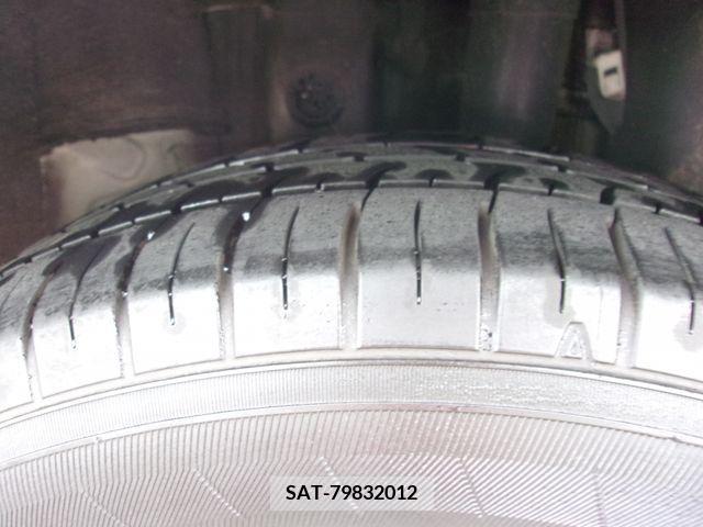 Toyota PRIUS 2015-04 366557-7