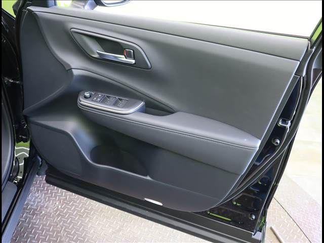 Toyota CROWN 2022-10 20045-23