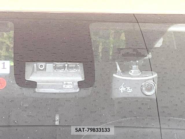 Toyota SIENTA 2021-11 285003-2