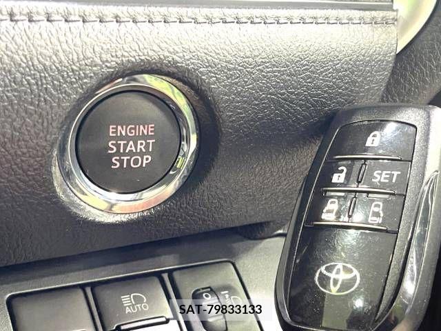 Toyota SIENTA 2021-11 285003-5