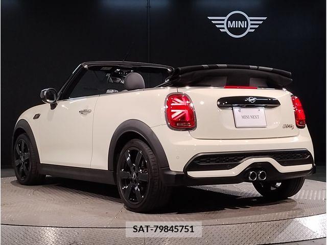 Bmw MINI 2022-04 236066-6