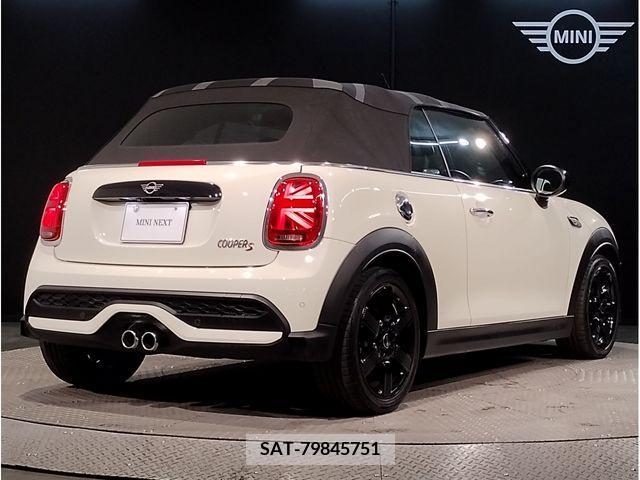 Bmw MINI 2022-04 236066-2