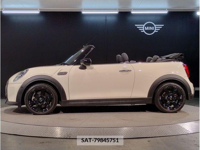 Bmw MINI 2022-04 236066-8