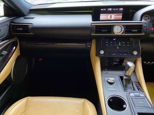Lexus RC 2014-11 192636-15
