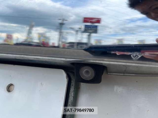 Honda N BOX CUSTOM 2017-02 364832-8