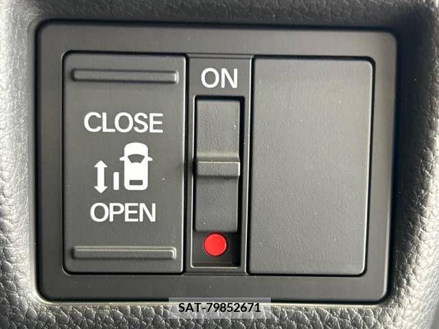 Honda N BOX CUSTOM 2020-09 364947-5
