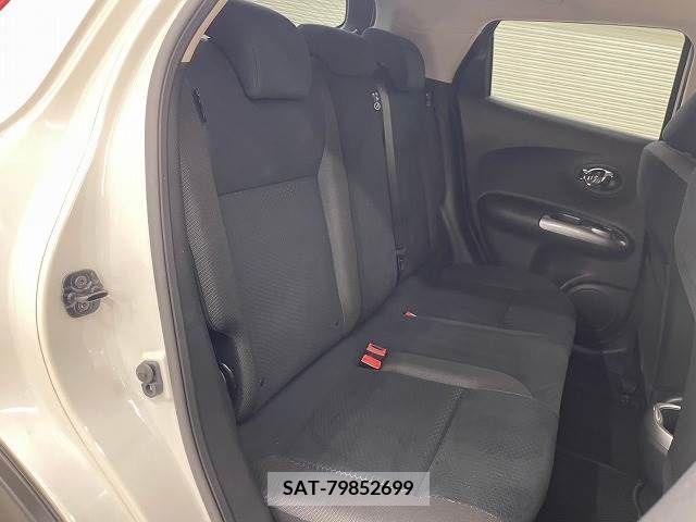 Nissan JUKE 2012-08 320482-8