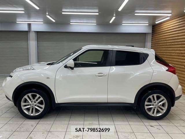 Nissan JUKE 2012-08 320482-15