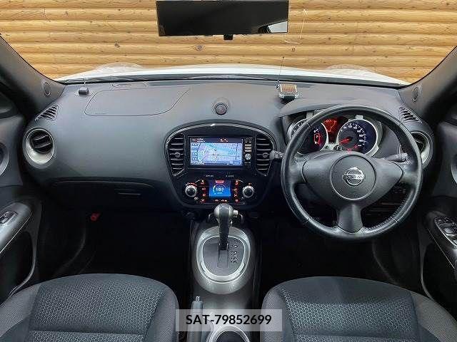 Nissan JUKE 2012-08 320482-1