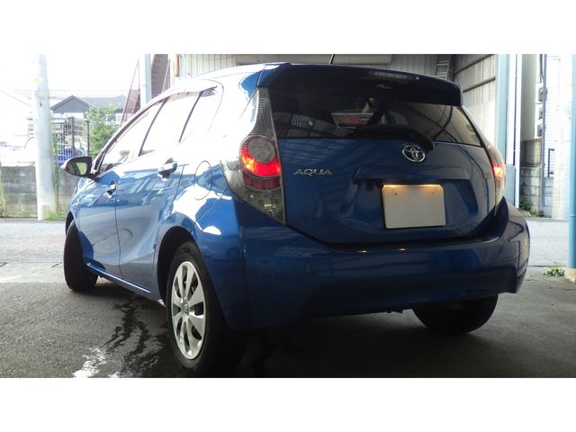 Toyota AQUA 2012-10 22917-2
