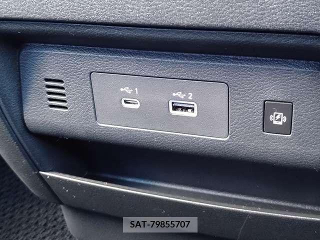 Nissan SERENA 2023-06 215772-13
