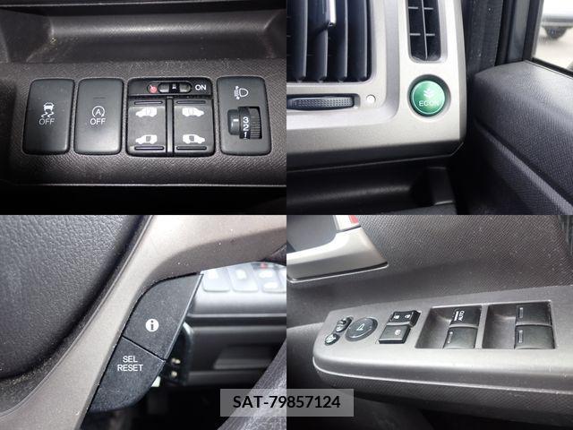 Honda e 2013-02 212172-13