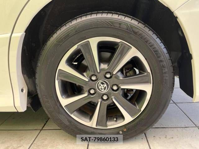 Toyota VOXY 2019-06 332320-12