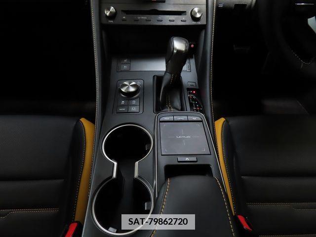 Lexus RC 2022-09 275779-23