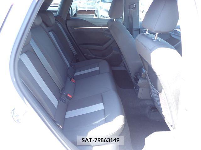 Audi A3 2023-02 389413-24