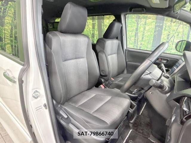 Toyota VOXY HYBRID 2020-07 395040-8