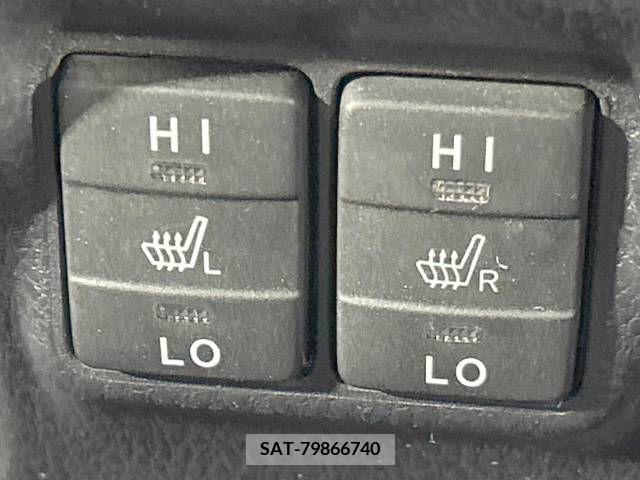 Toyota VOXY HYBRID 2020-07 395040-7