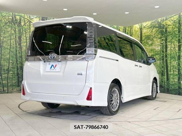 Toyota VOXY HYBRID 2020-07 395040-18