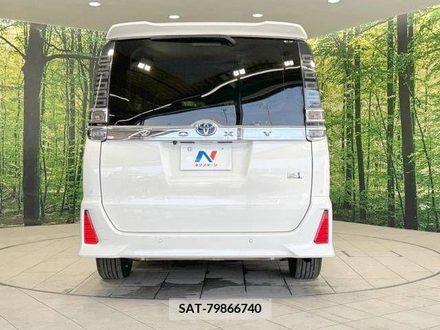 Toyota VOXY HYBRID 2020-07 395040-16