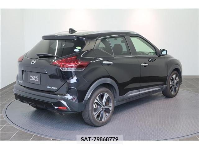 Nissan KICKS 2020-09 224467-4