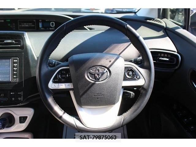 Toyota PRIUS 2017-10 245306-16