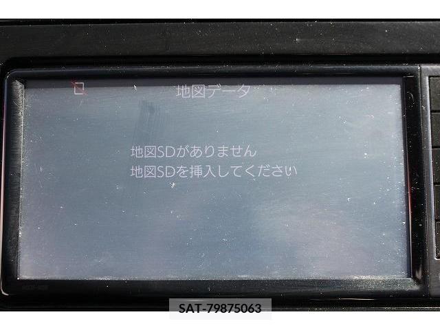 Toyota PRIUS 2017-10 245306-3