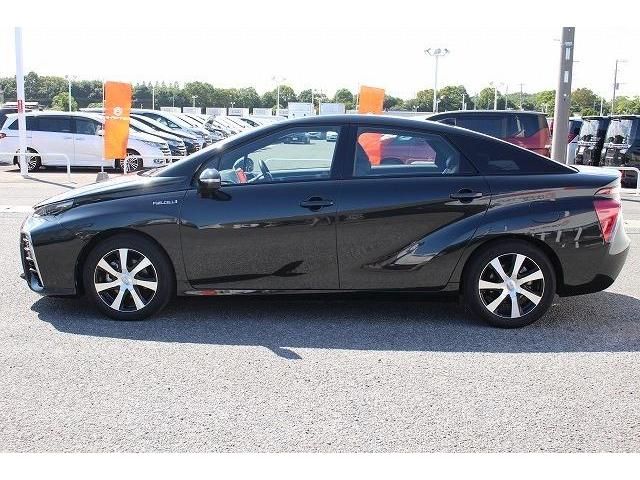 Toyota Mirai 2015-03 23239-8