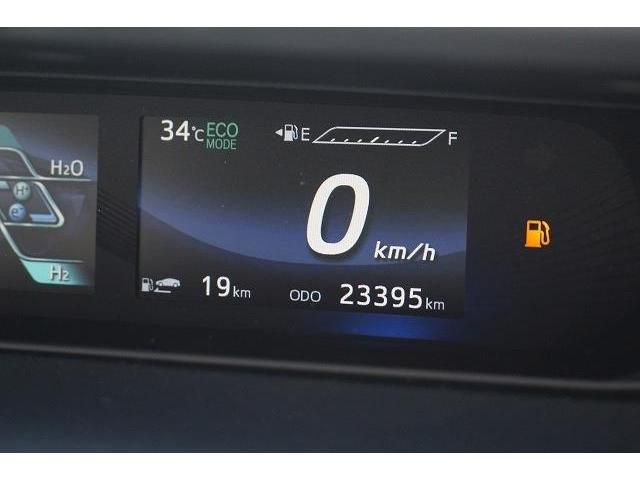Toyota Mirai 2015-03 23239-19