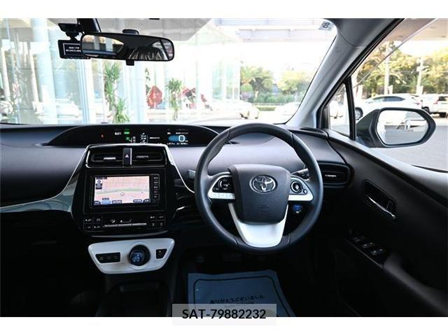 Toyota PRIUS 2017-08 255012-9