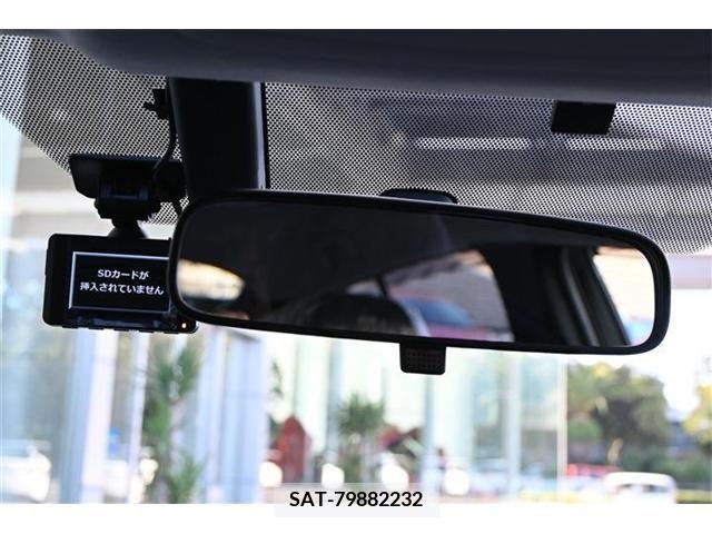 Toyota PRIUS 2017-08 255012-14