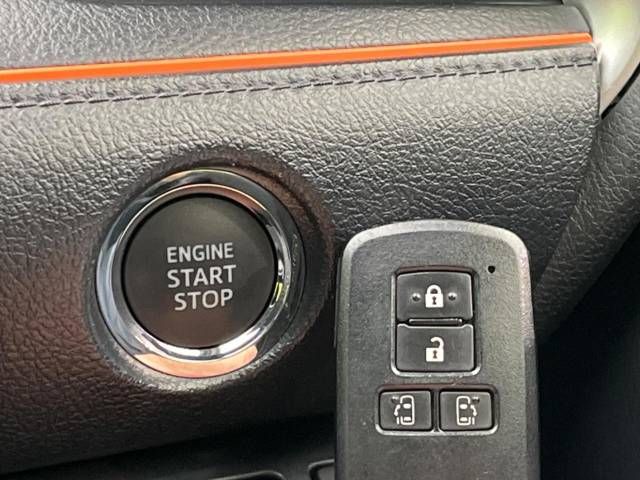Toyota SIENTA 2016-10 194913-6