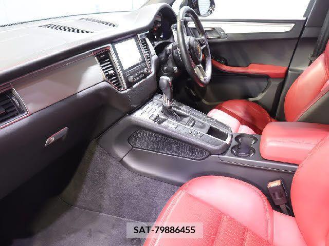 Porsche MACAN 2016-06 281566-7