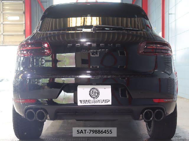 Porsche MACAN 2016-06 281566-5