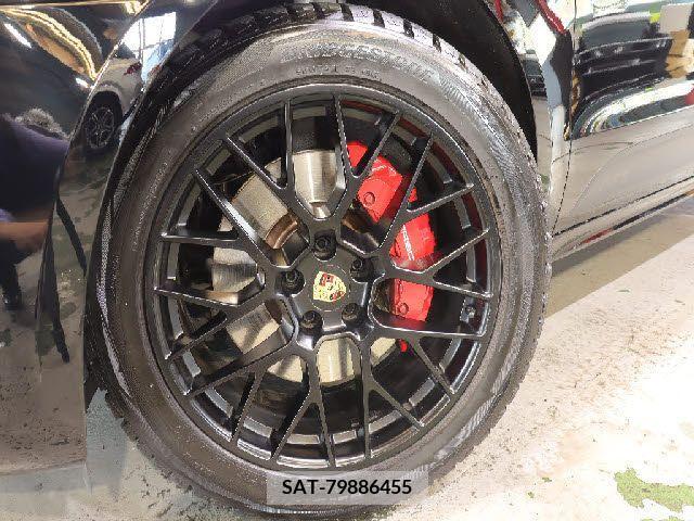Porsche MACAN 2016-06 281566-18