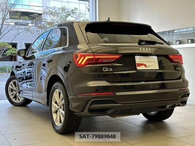 Audi Q3 2020-08 212872-5