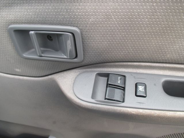 Mazda BONGO VAN 2009-11 193587-24
