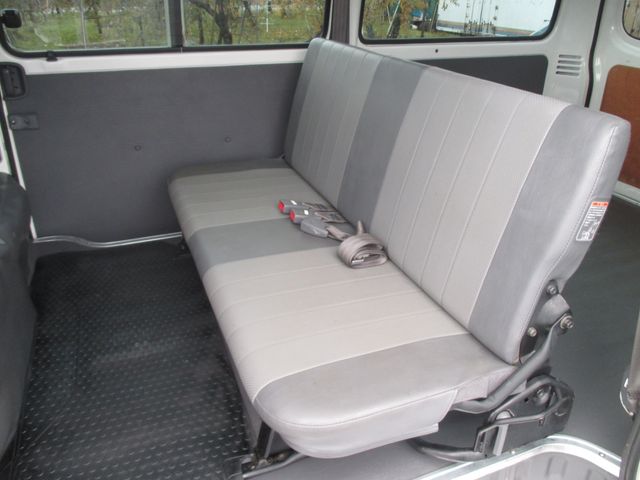 Mazda BONGO VAN 2009-11 193587-19