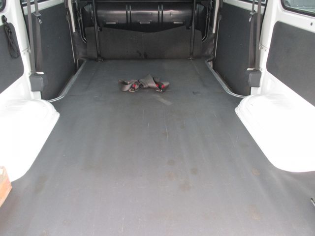 Mazda BONGO VAN 2009-11 193587-10