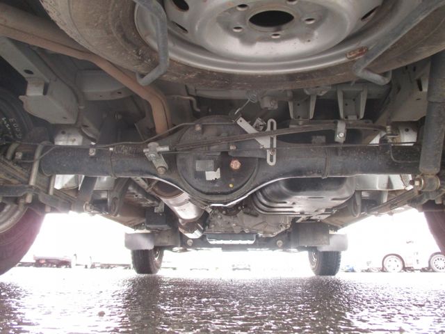 Mazda BONGO VAN 2009-11 193587-27