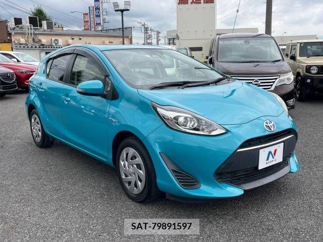 Toyota AQUA 2017-07 345040-16