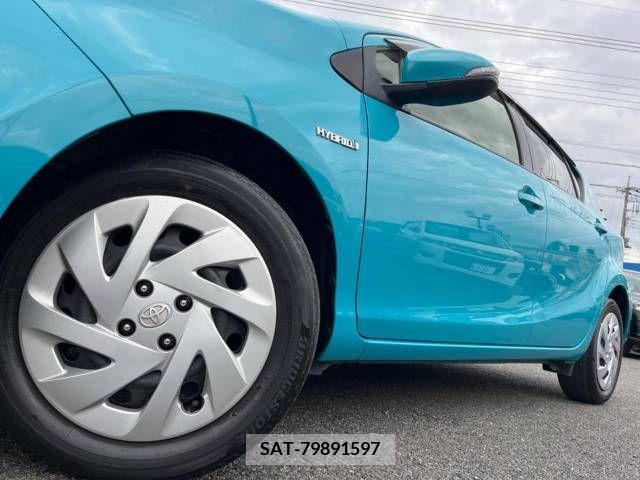 Toyota AQUA 2017-07 345040-13