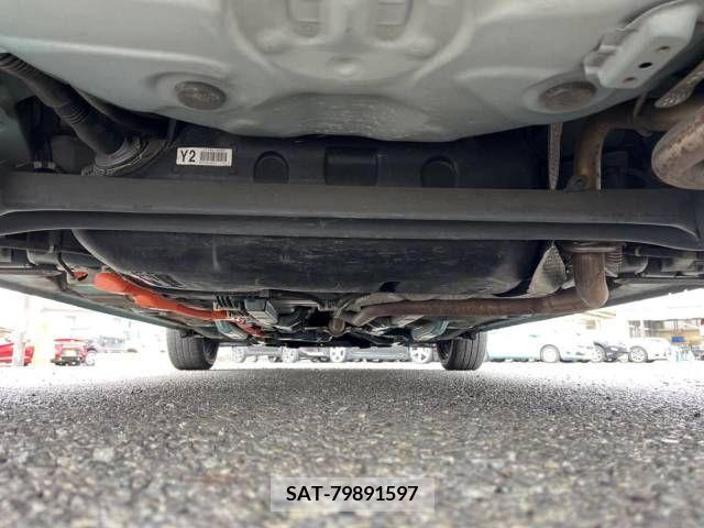 Toyota AQUA 2017-07 345040-19