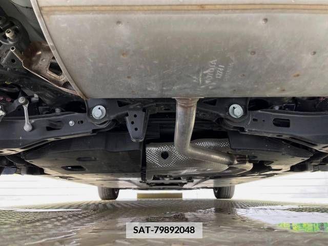 Toyota PRIUS 2021-07 338093-19