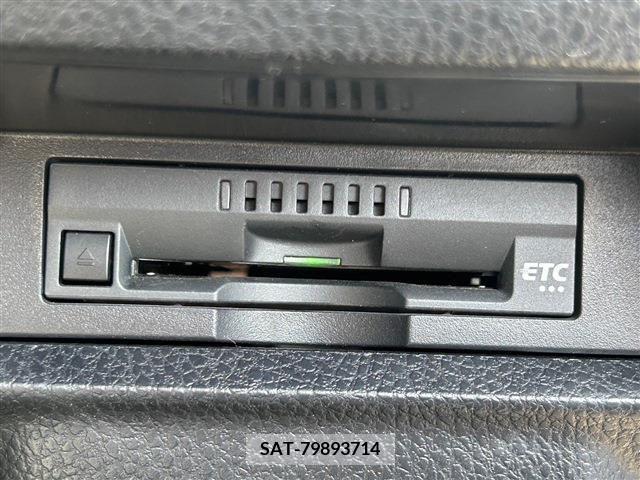 Toyota ESQUIRE 2019-10 205131-12