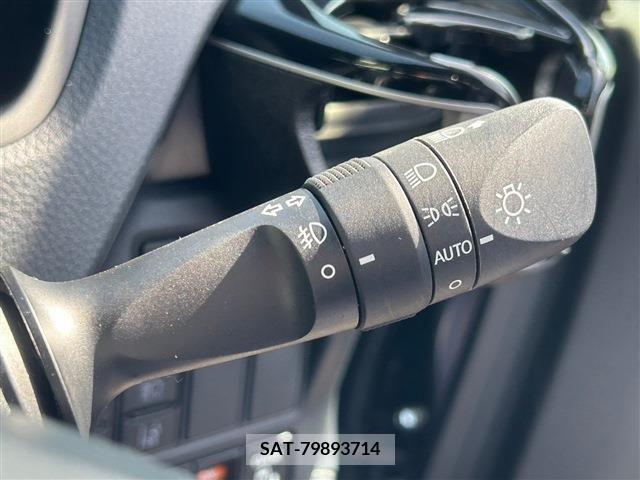 Toyota ESQUIRE 2019-10 205131-16
